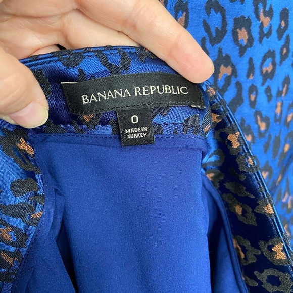 Banana Republic Cobalt Blue Leopard Print Button Front Skirt - Picture 11 of 11